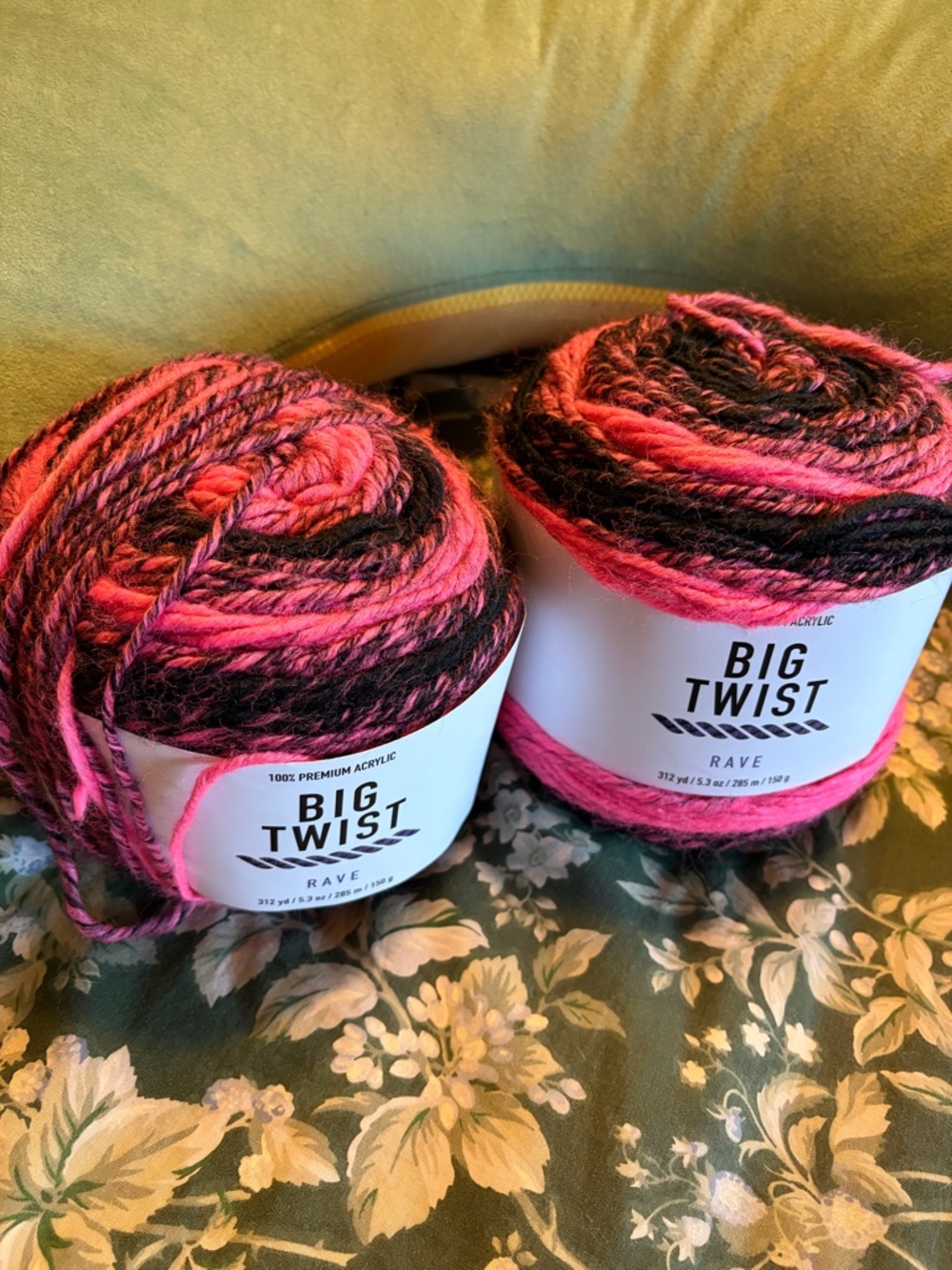 Big Twist Rave Multicolor Yarn - Pink & Black in Scene Queen. Rare,  price for 2